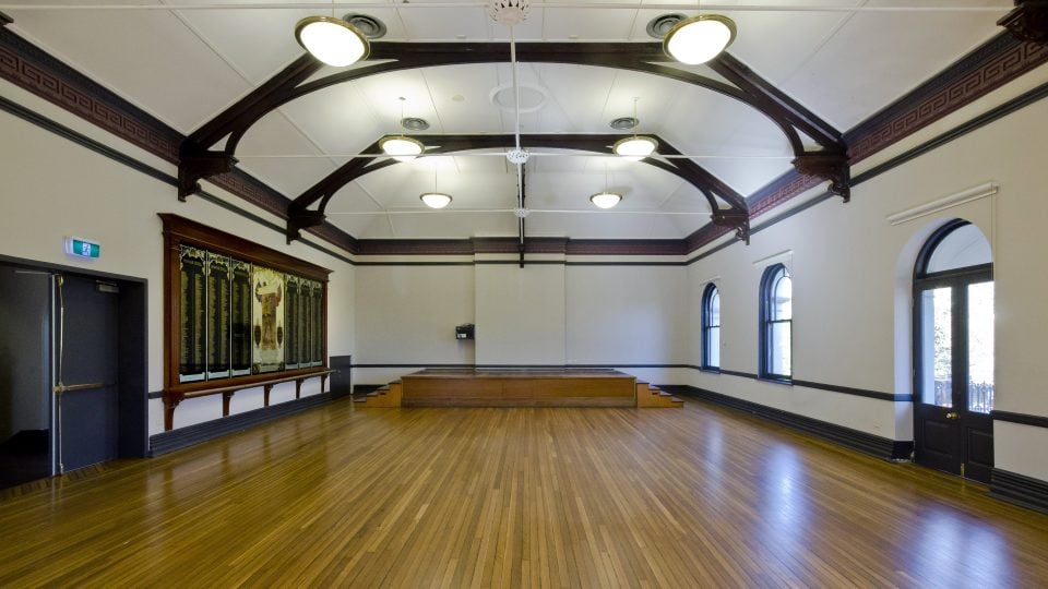 Picking Up The Pieces – Redfern Bingo